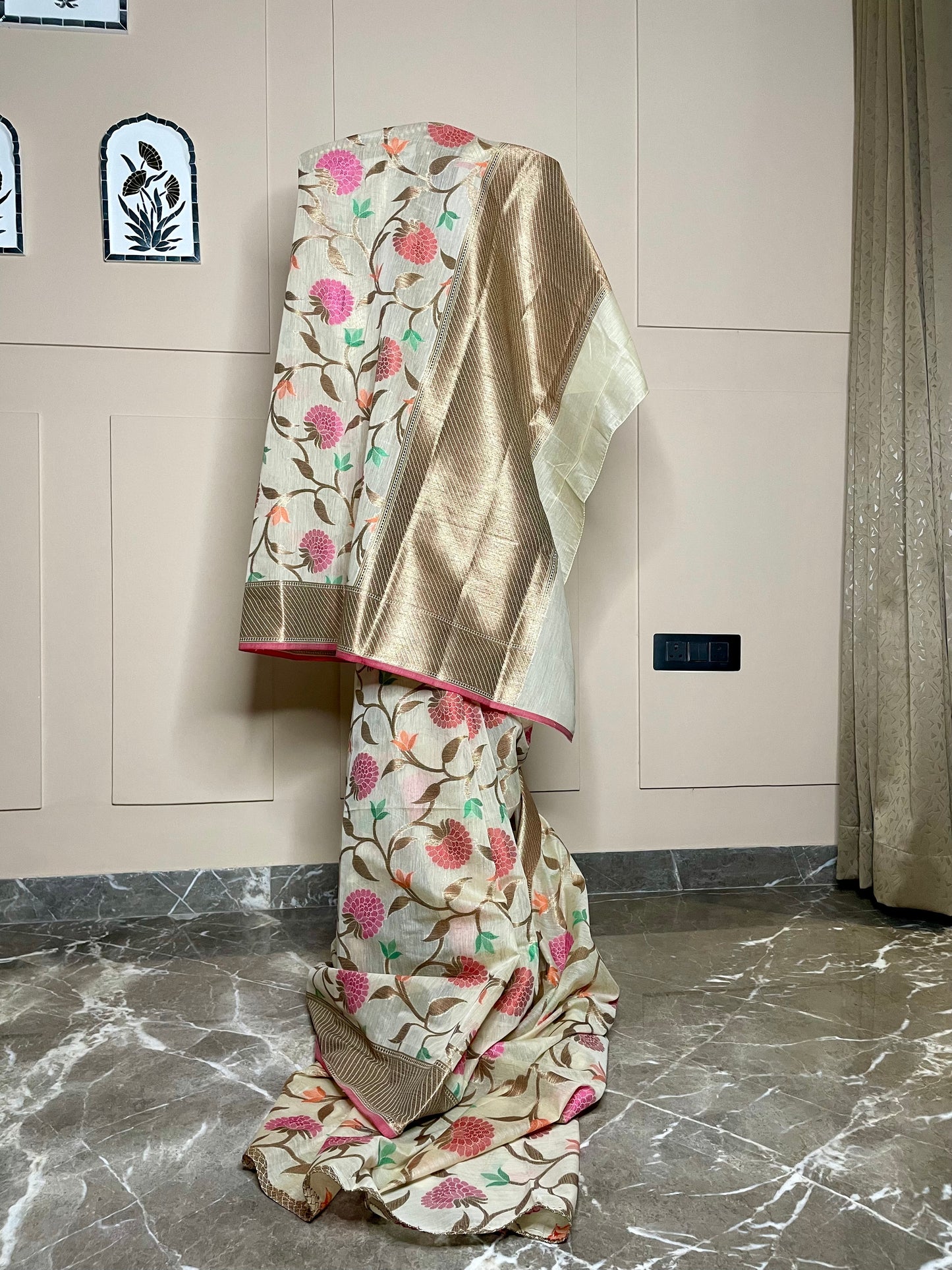 Banarasi Muslin Silk Mina Saree