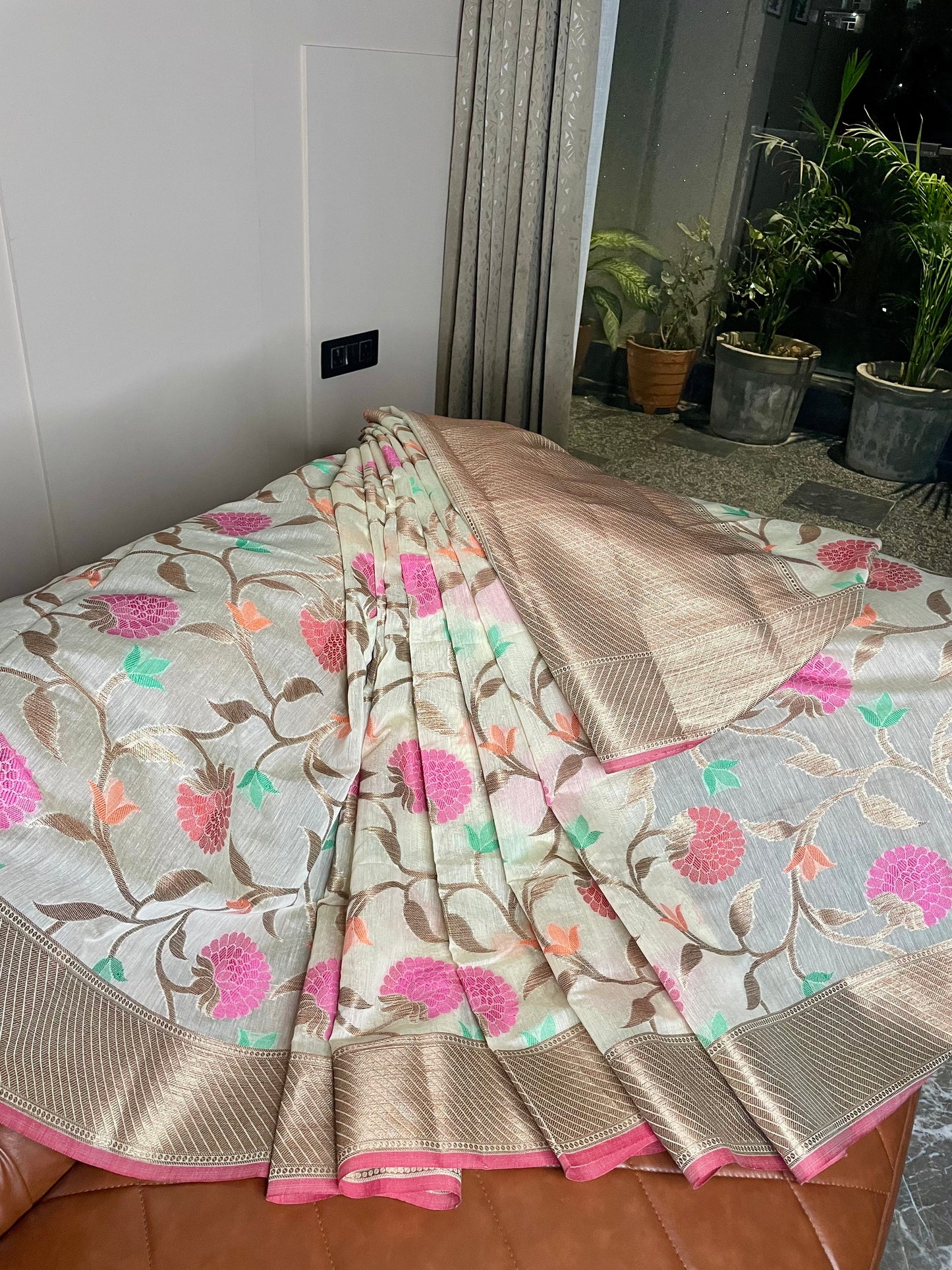 Banarasi Muslin Silk Mina Saree